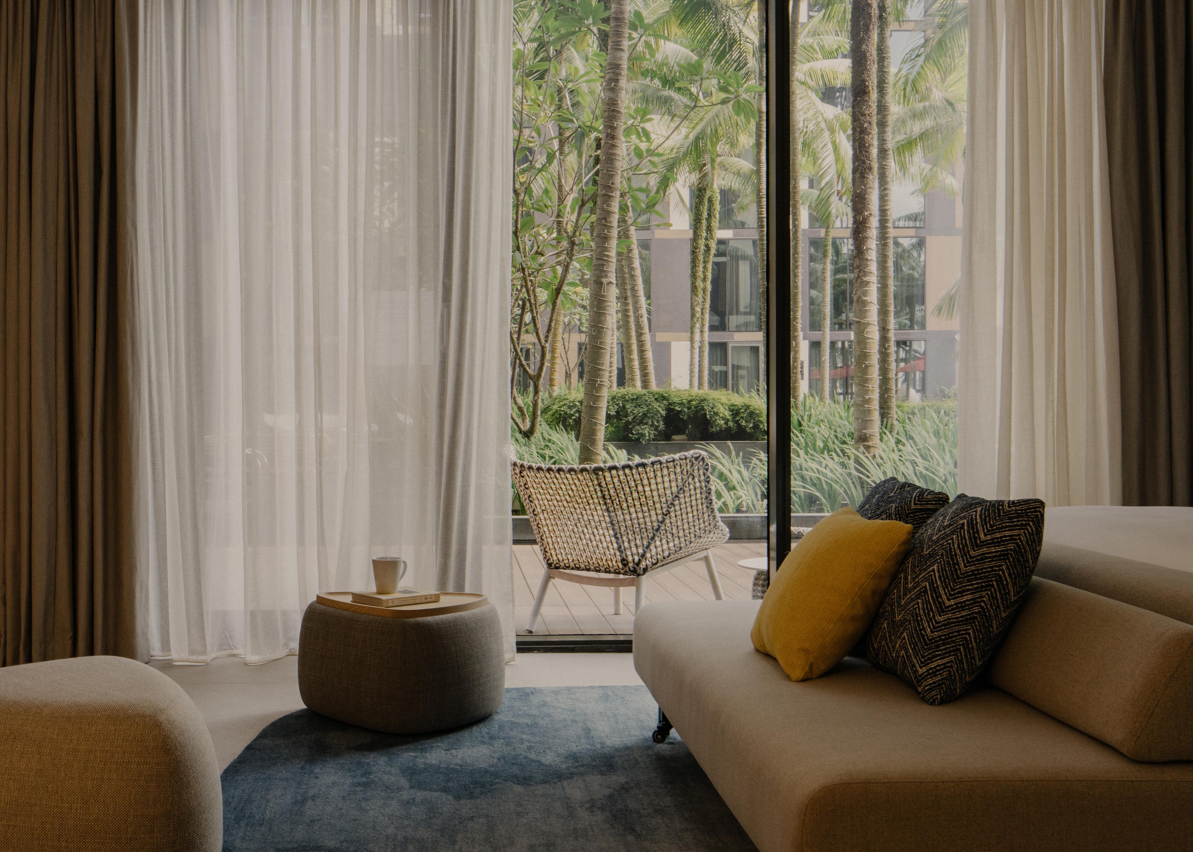 Coastal hues and bold accents breathe modern elegance into the space